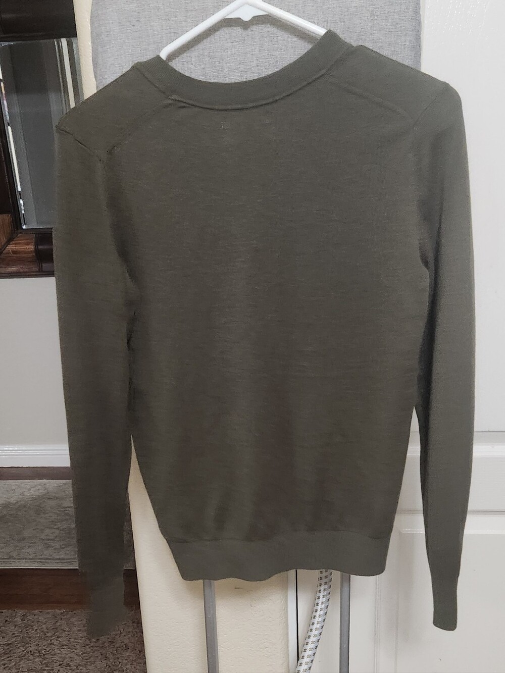 Quince Lightweight Cotton Cashmere V-Neck Sweater Olive Green XS NWOT - Picture 5 of 9